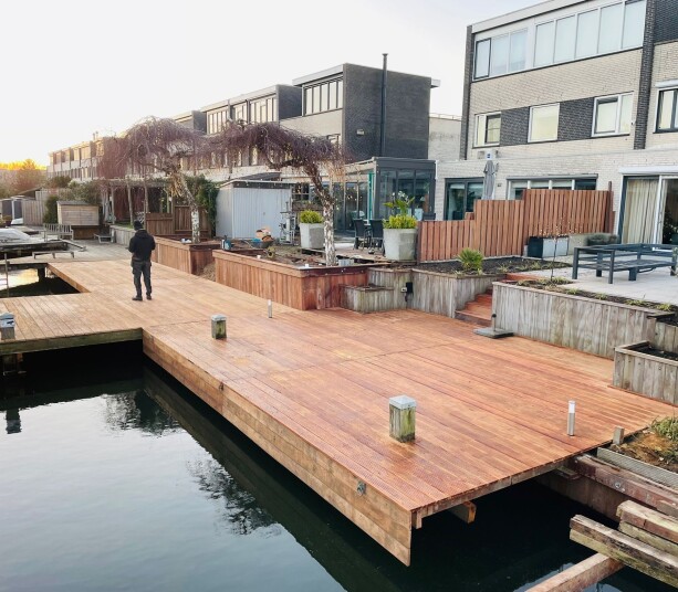 e2b30112-cded-471f-8dff-f56a7fe6028d