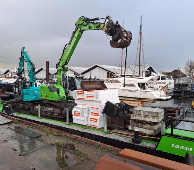 db0b9fd5-55b9-453b-8c65-7c2b0b327944